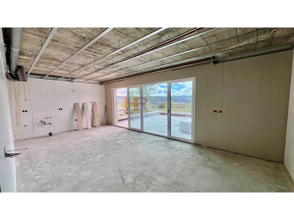 T2 último andar com Terraço panorâmico - Grande imagem: 5/22