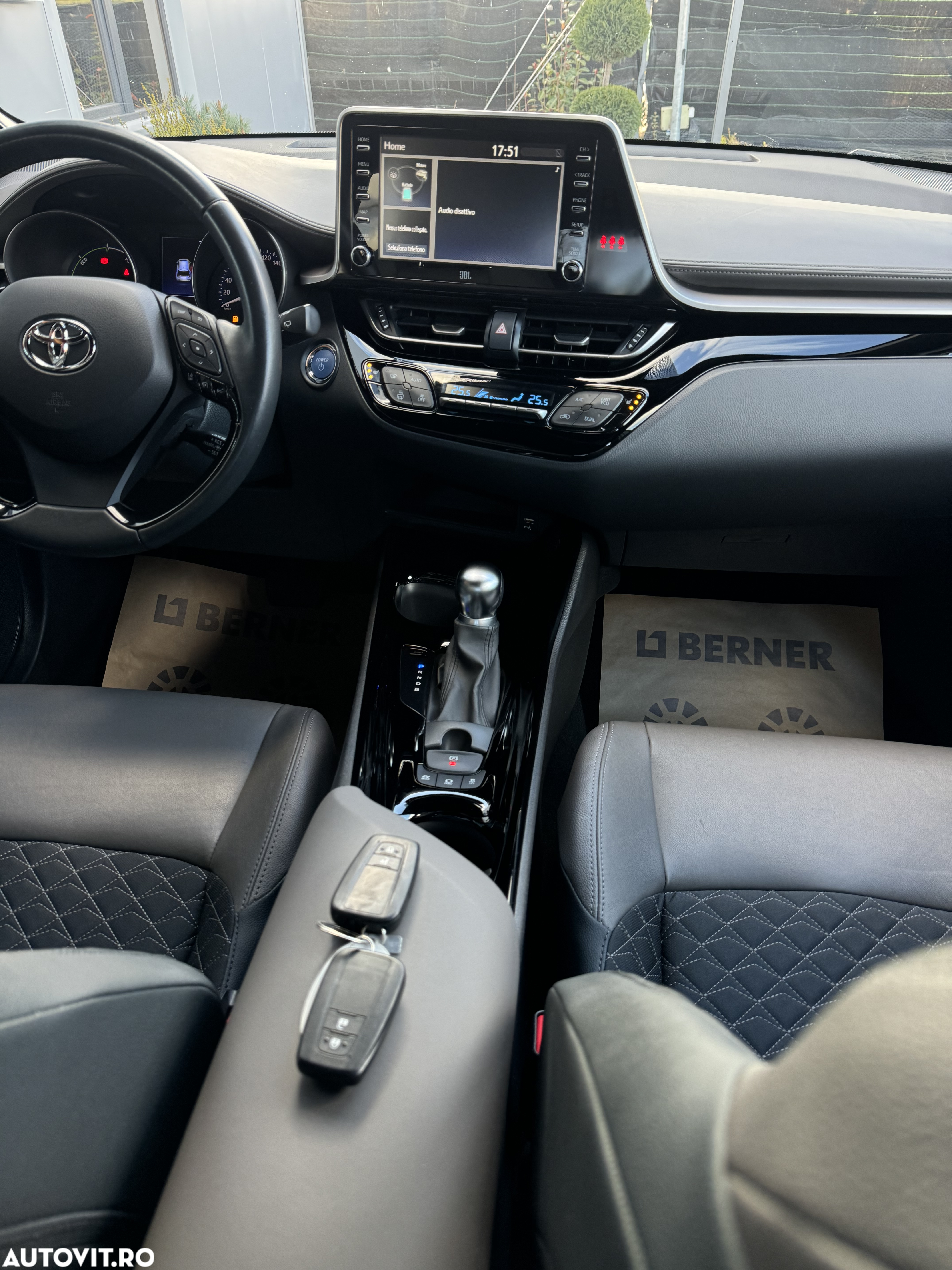 Toyota C-HR 1.8 HSD 122 CP 4x2 CVT Style - 29