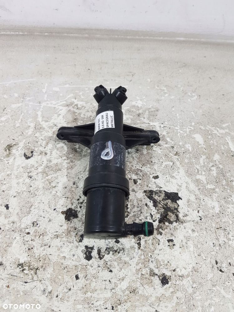 spryskiwacz lampy prawy przód bmw e60 e61 lci eu - 4