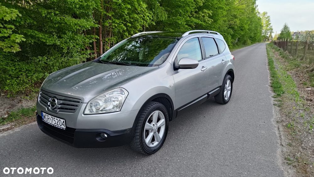 Nissan Qashqai+2 - 1