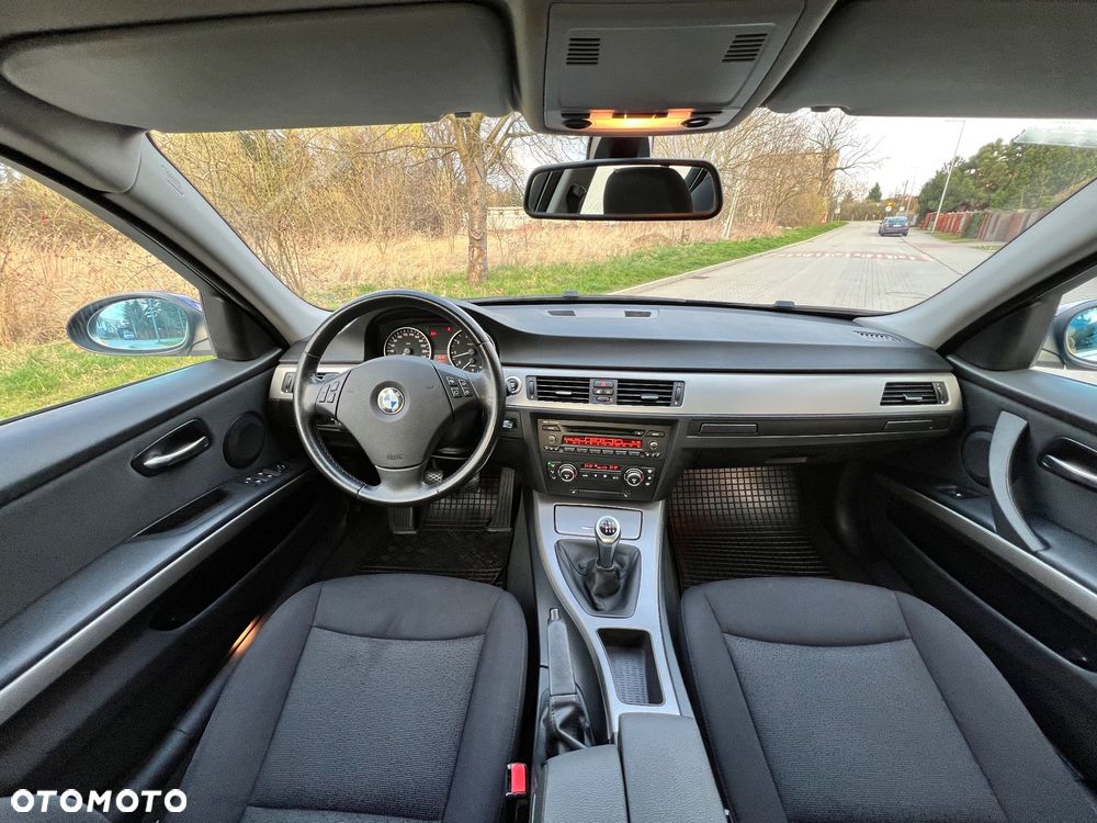 BMW Seria 3 - 10