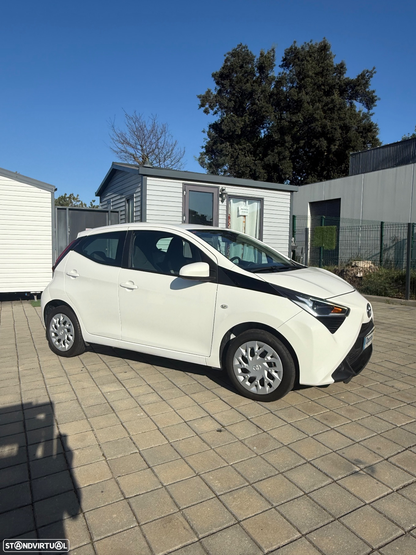 Toyota Aygo 1.0 X-Play+X-Touch - 10