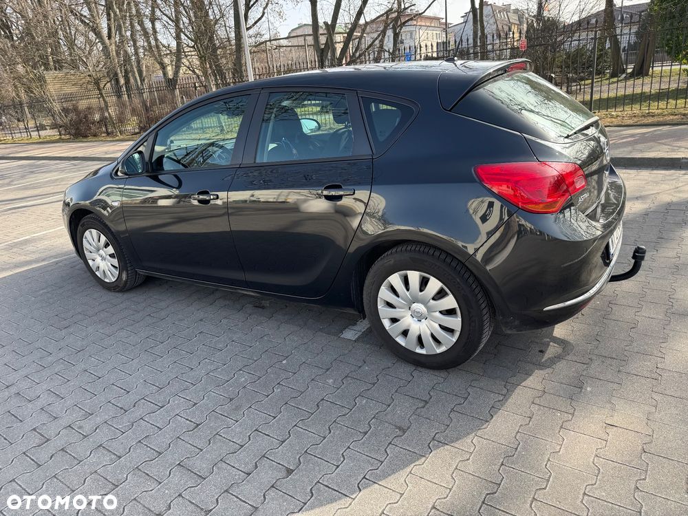 Opel Astra 1.4 Turbo - 1
