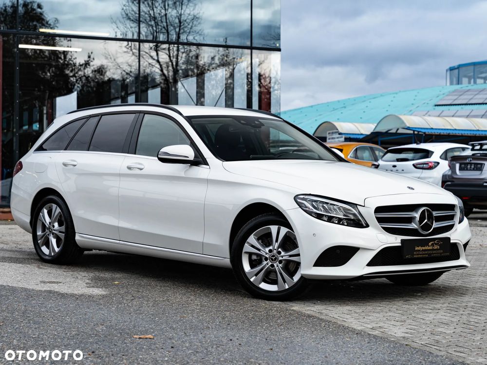 Mercedes-Benz Klasa C 220 d 4Matic T 9G-TRONIC Exclusive - 8