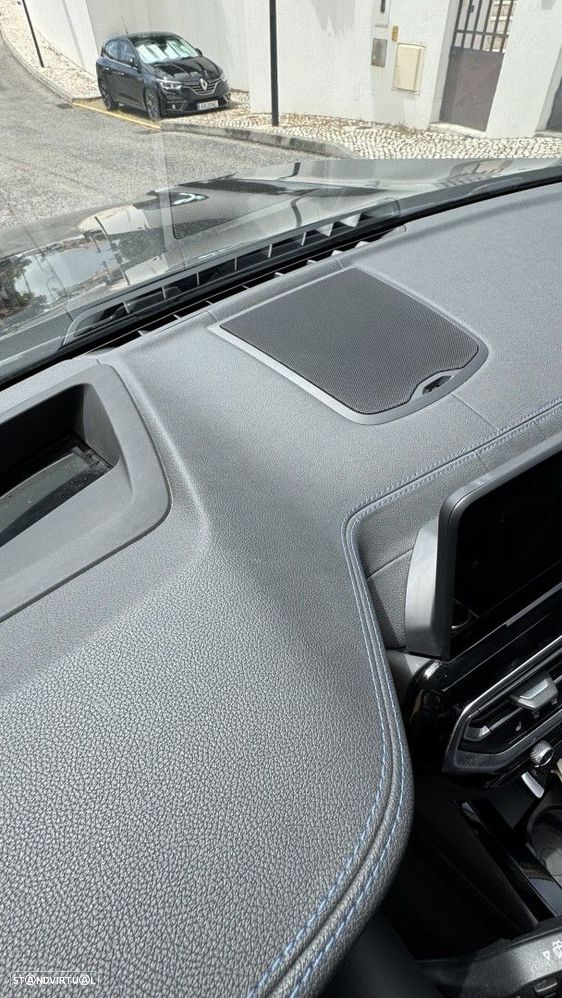 BMW iX3 M Sport Impressive - 25