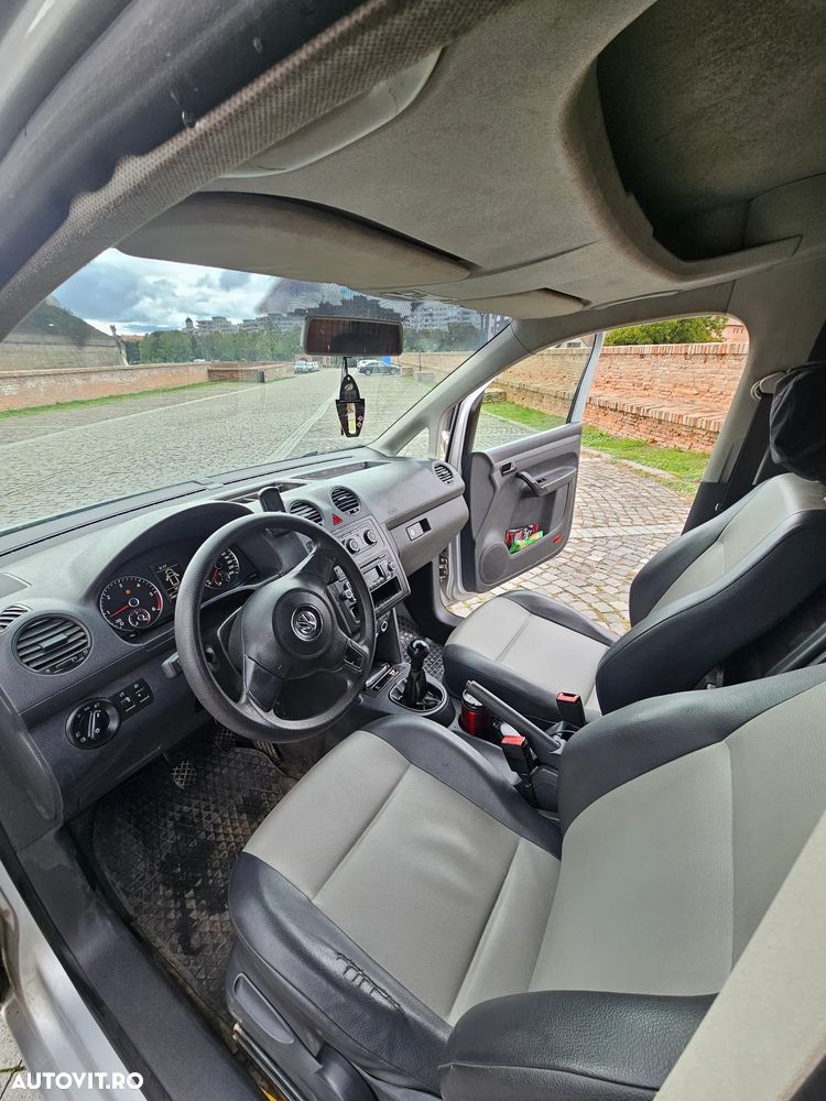 Volkswagen Caddy - 5