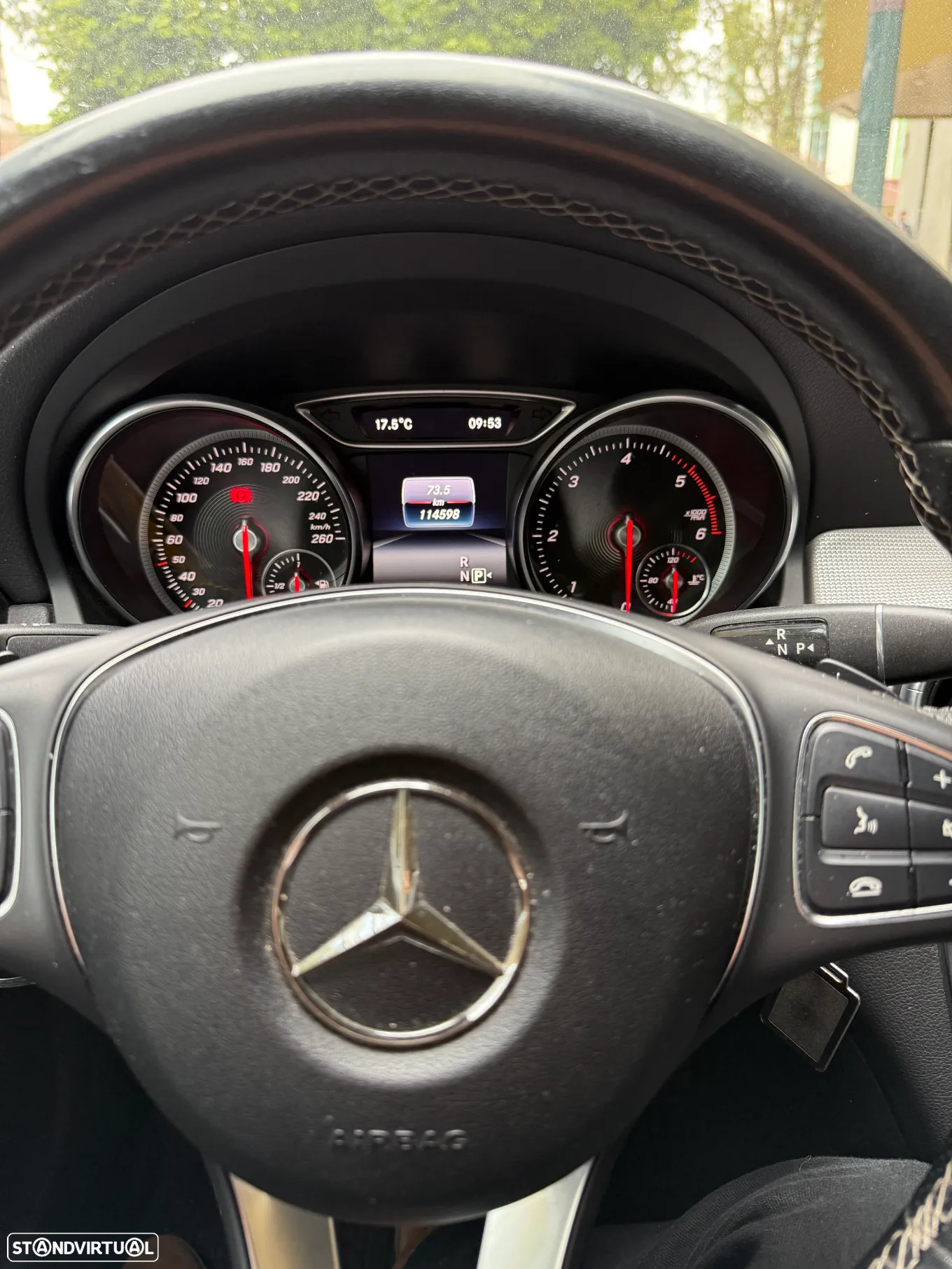Mercedes-Benz CLA 220 - 10