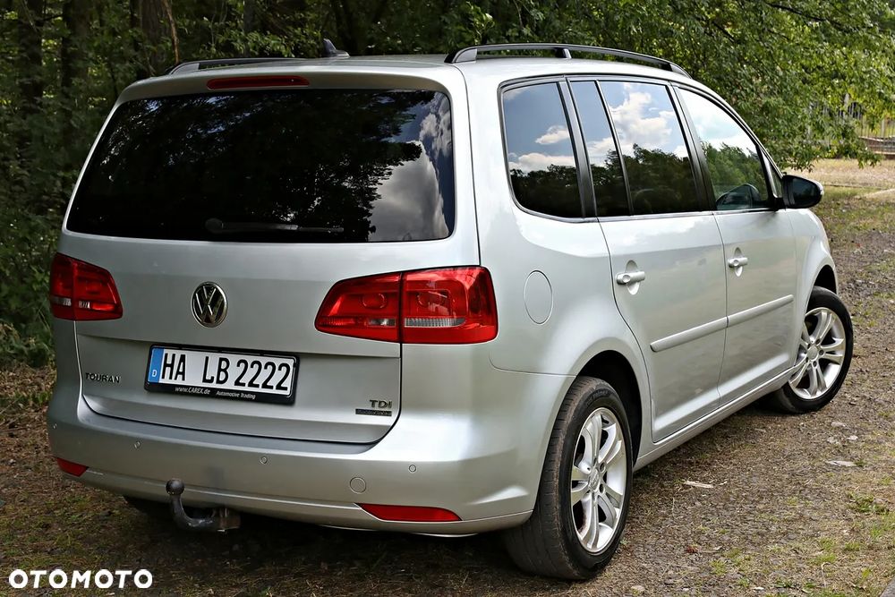 Volkswagen Touran 1.6 TDI DPF STYLE - 23