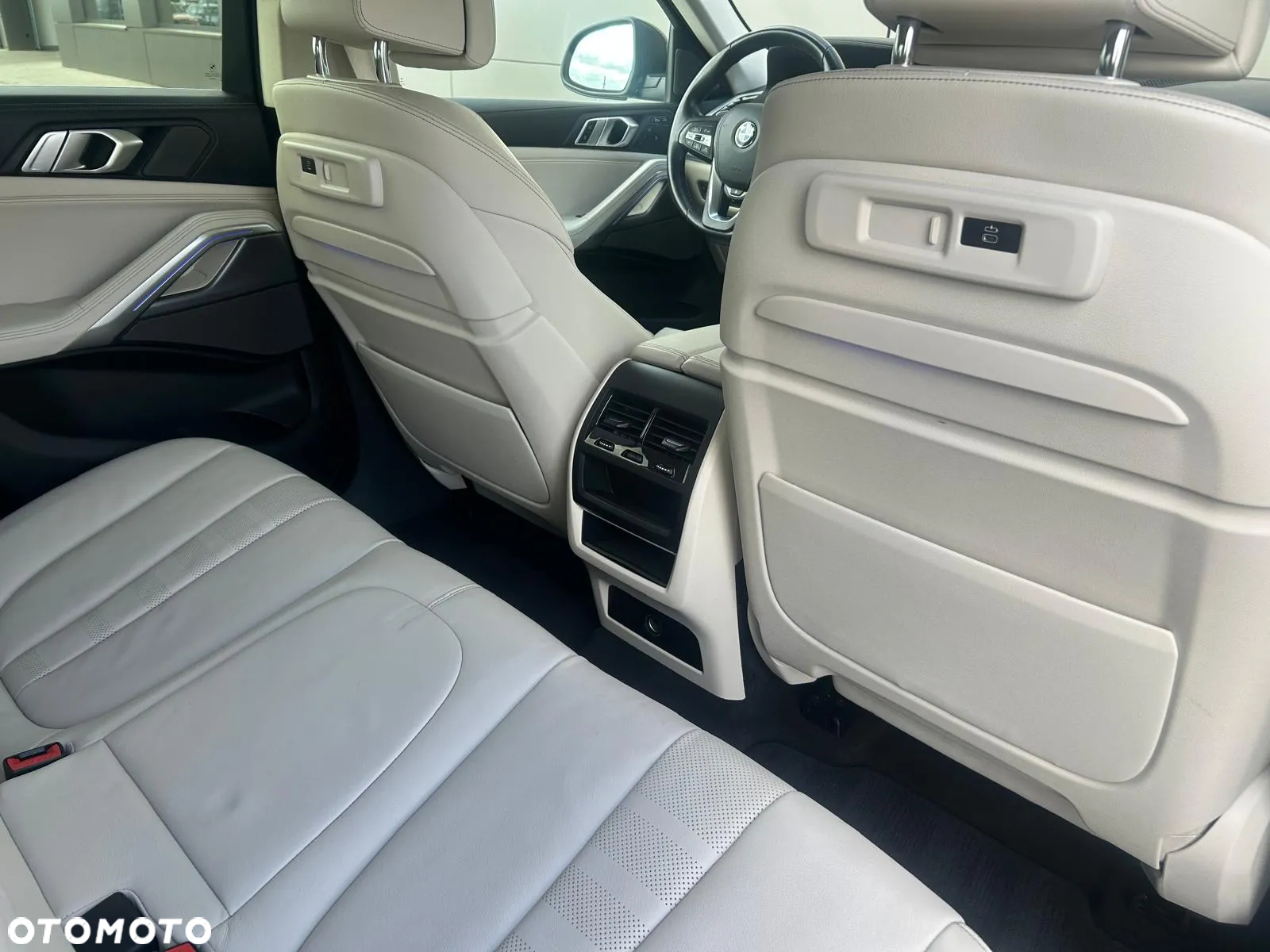 BMW X6 xDrive30d - 11