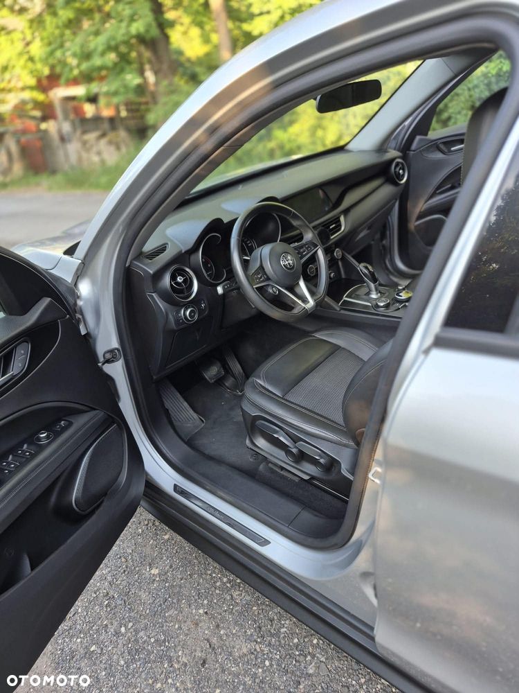 Alfa Romeo Stelvio 2.2 JTDM - 39