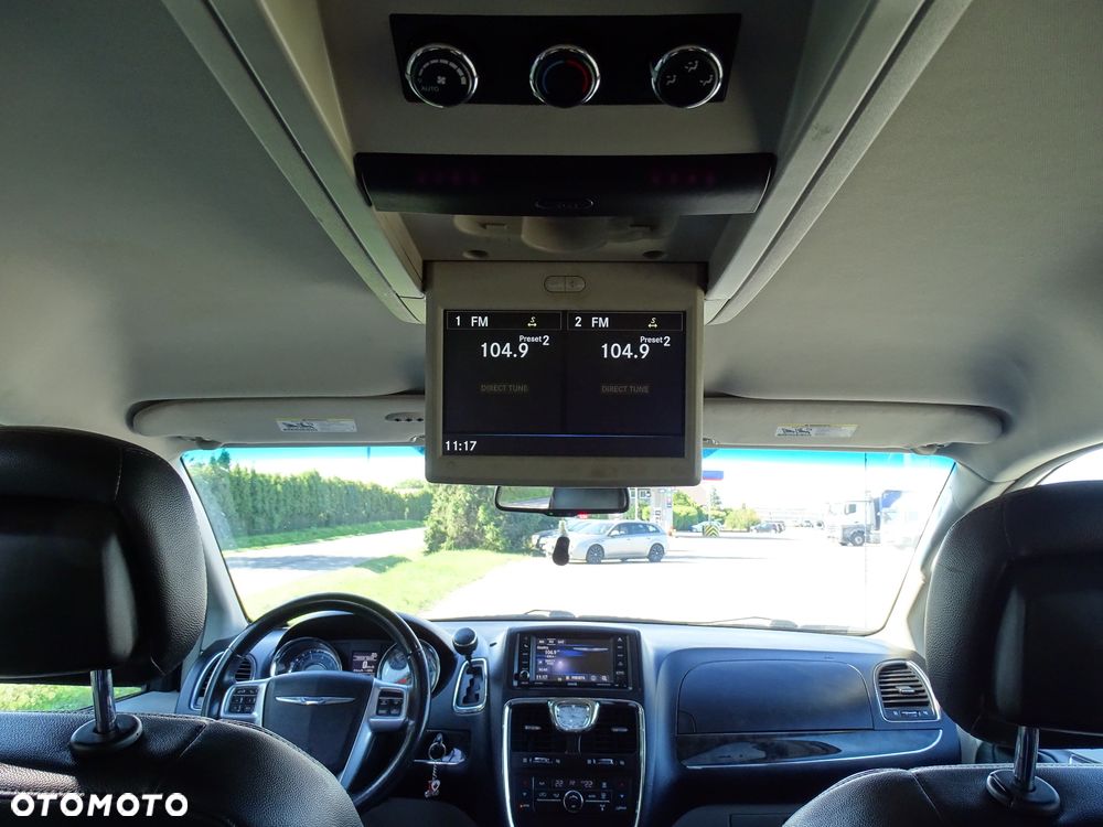 Chrysler Town & Country 3.6 Touring - 22
