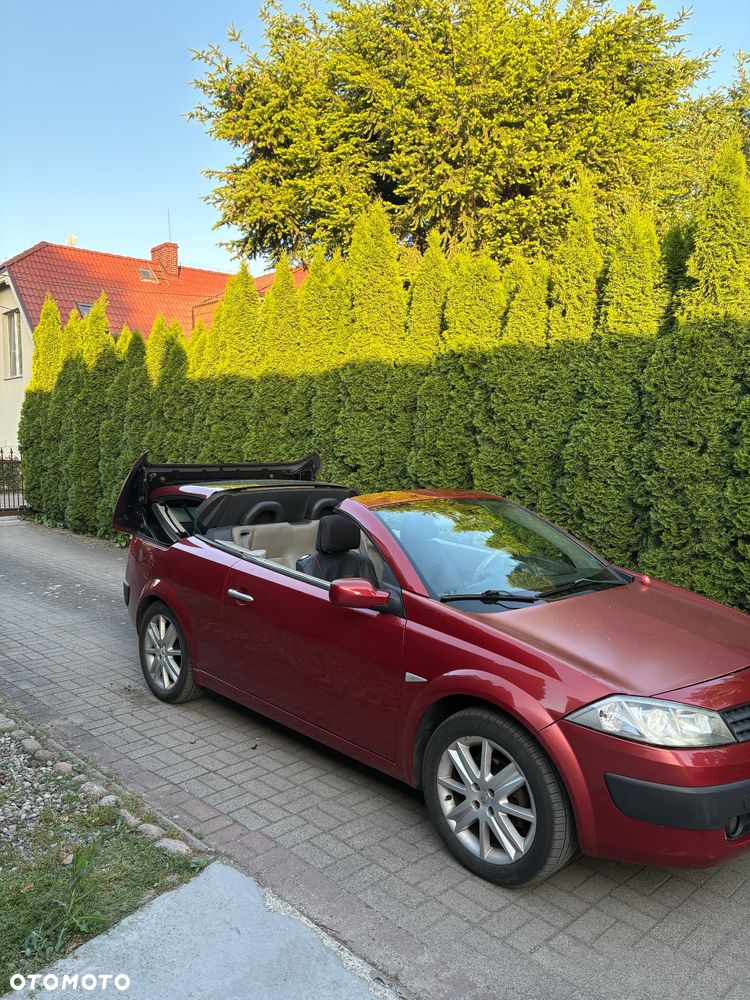 Renault Megane 2.0 Luxe Privilege - 11
