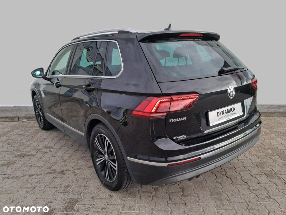 Volkswagen Tiguan - 5