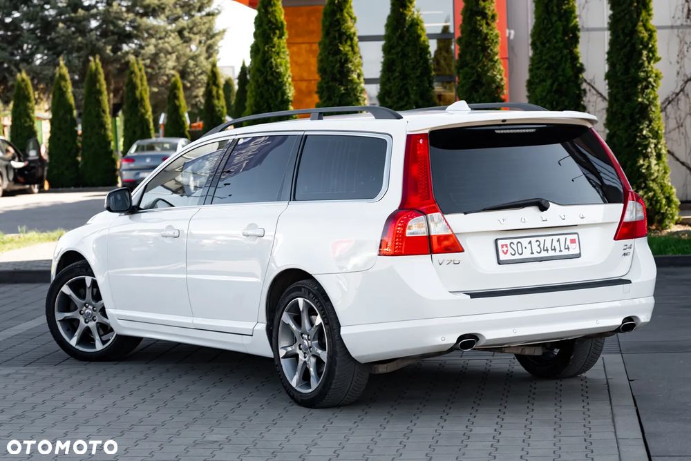 Volvo V70 D5 AWD Geartronic Edition Pro - 9
