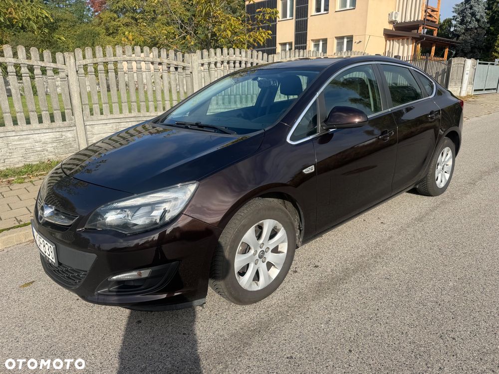 Opel Astra - 1