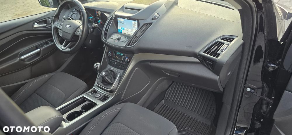 Ford Kuga 1.5 EcoBoost 2x4 Black & Silver - 17