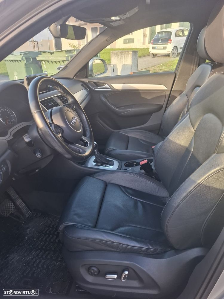 Audi Q3 2.0 TDI quattro Sport S tronic - 12