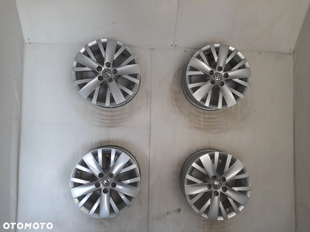Felgi aluminiowe Volkswagen OE 6R0601025AT 6.0" x 15" 5x100 ET40 - 1