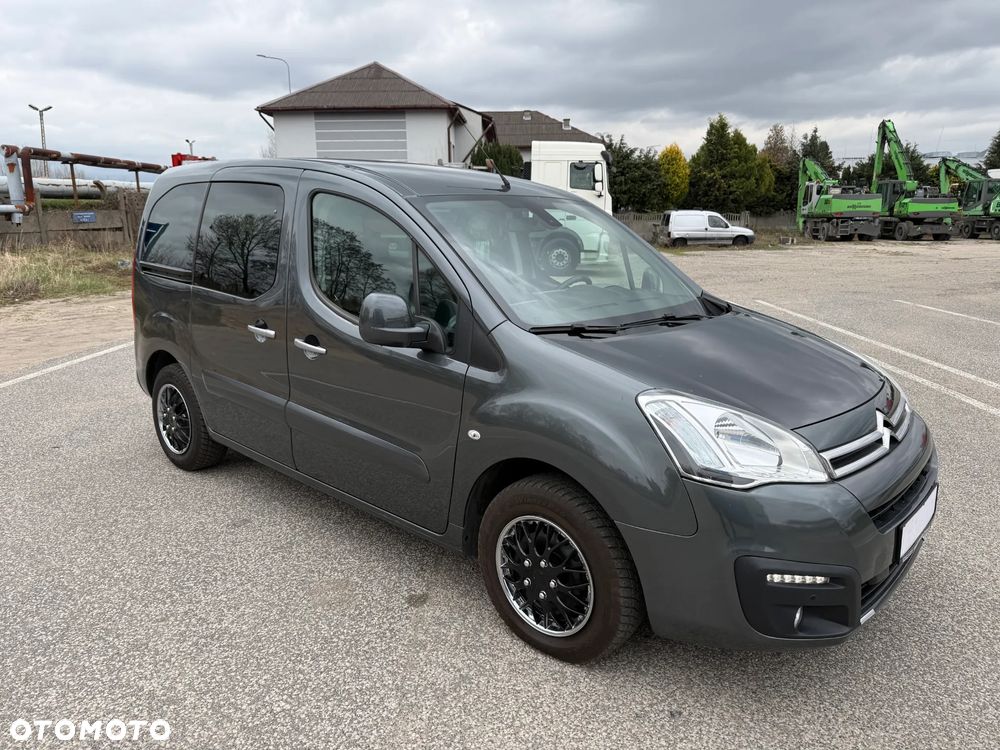 Citroën Berlingo Multispace BlueHDi 120 S&S SHINE - 10