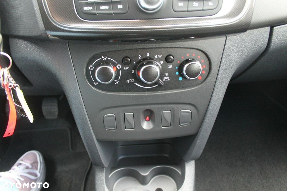 Dacia Sandero - 17