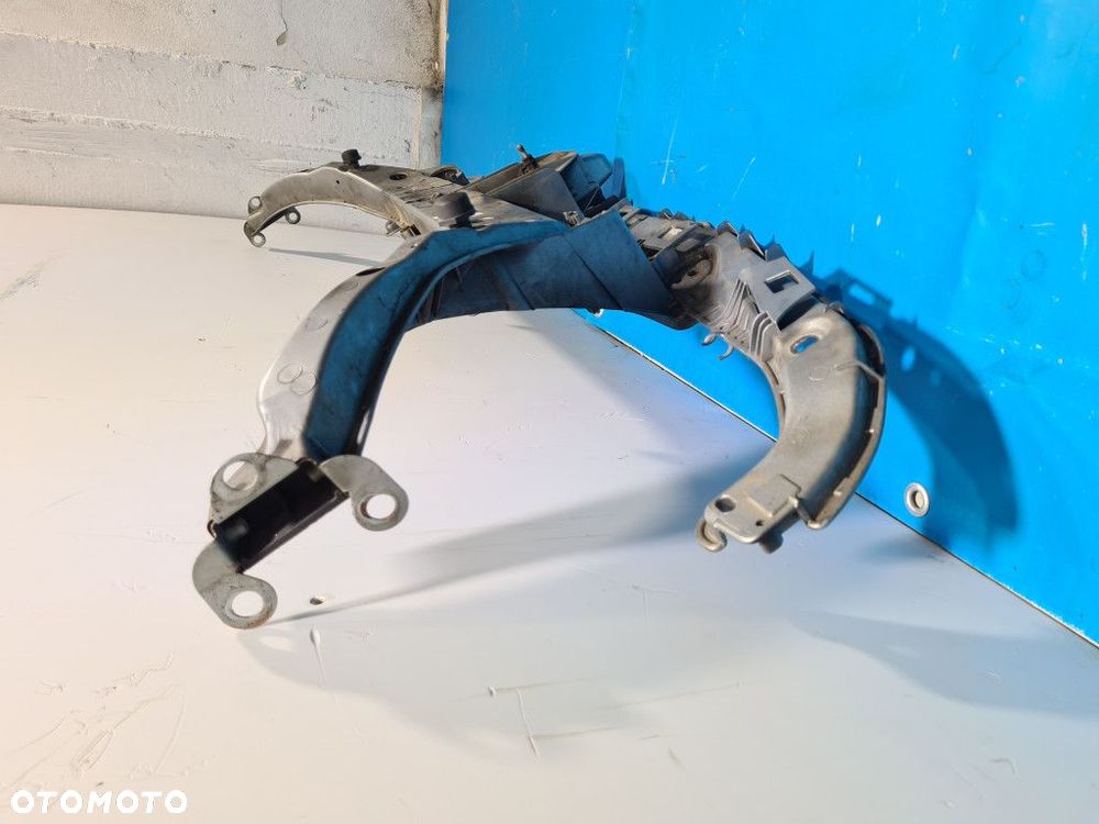 PAS PRZEDNI    FORD FOCUS MK1 - 6