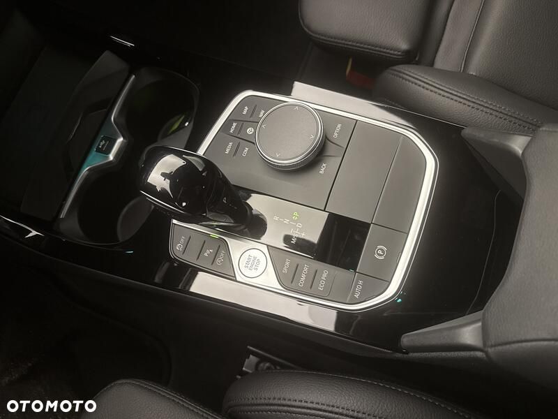 BMW Seria 2 220i xDrive M Sport sport - 17