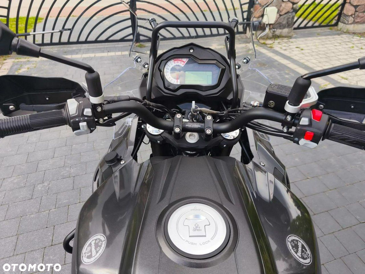 Benelli TRK 502 - 25