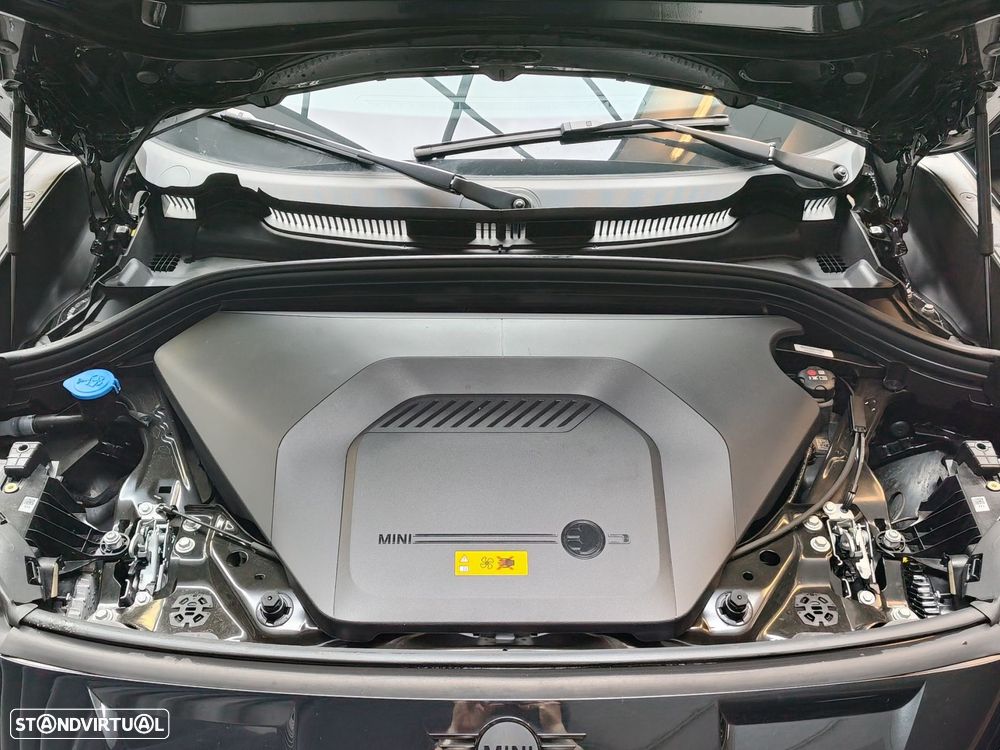 MINI Countryman E JCW - 28