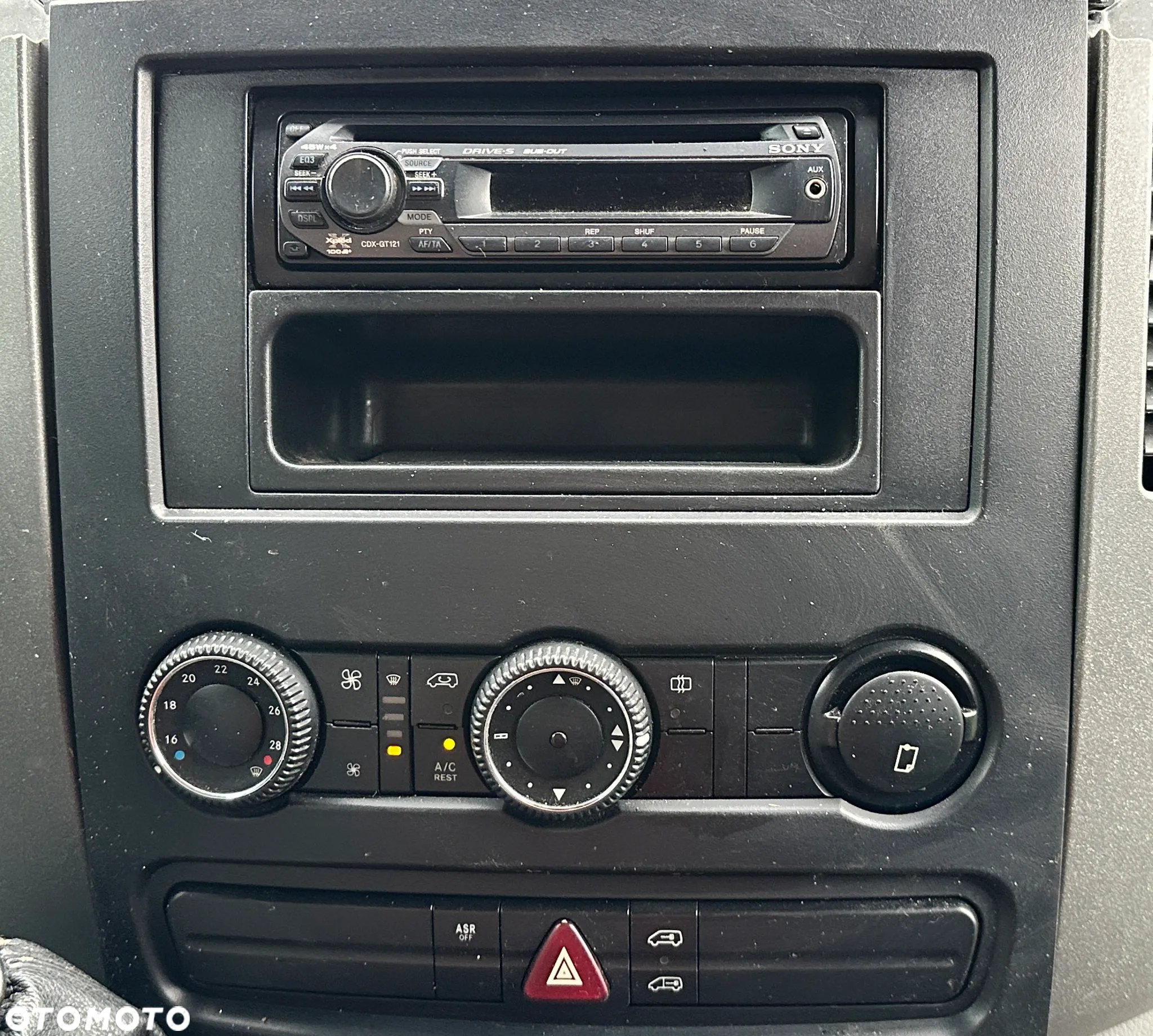 Volkswagen Crafter - 15