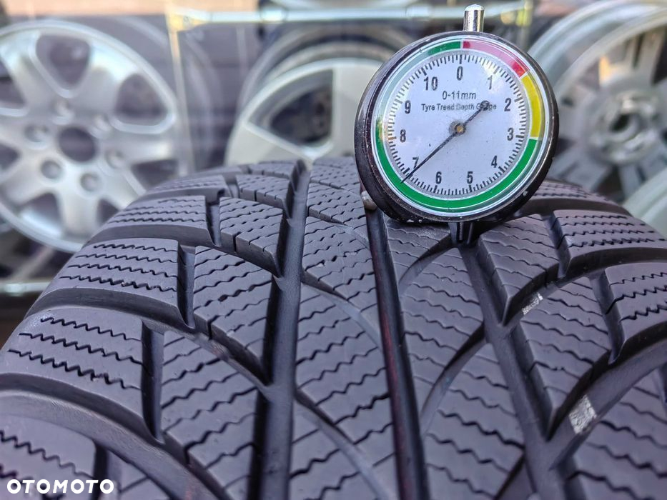 215/65R17 99H Bridgestone Blizzak LM 001 para zima PZ28 - 7