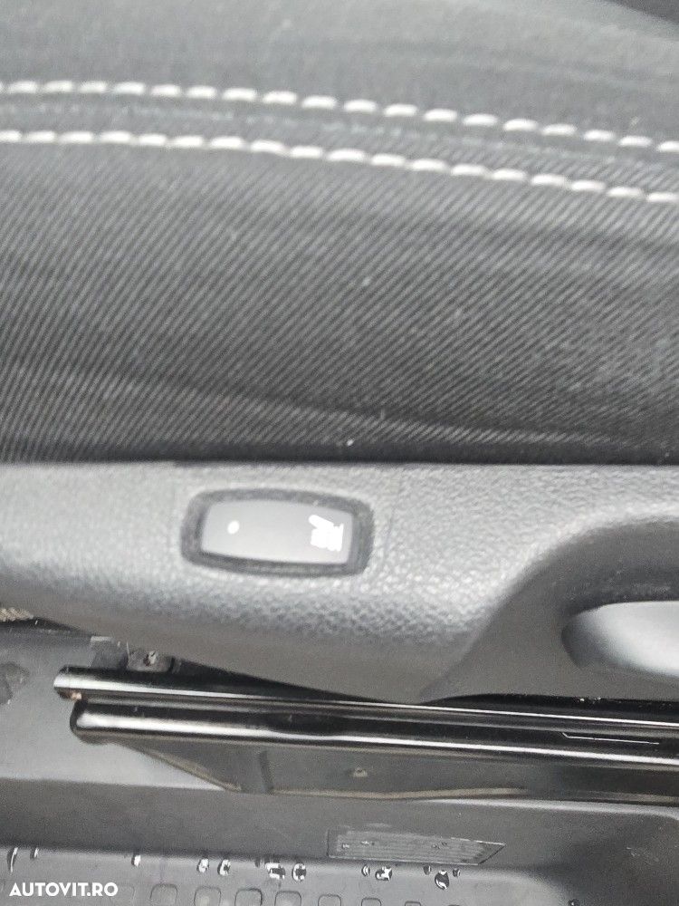 Renault Trafic Combi 2.0 Blue dCi 170 EDC S&S L2 7+1 SpaceClass - 24