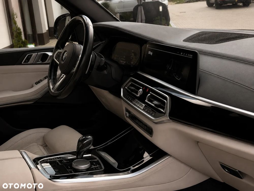 BMW X5 xDrive40d mHEV - 12