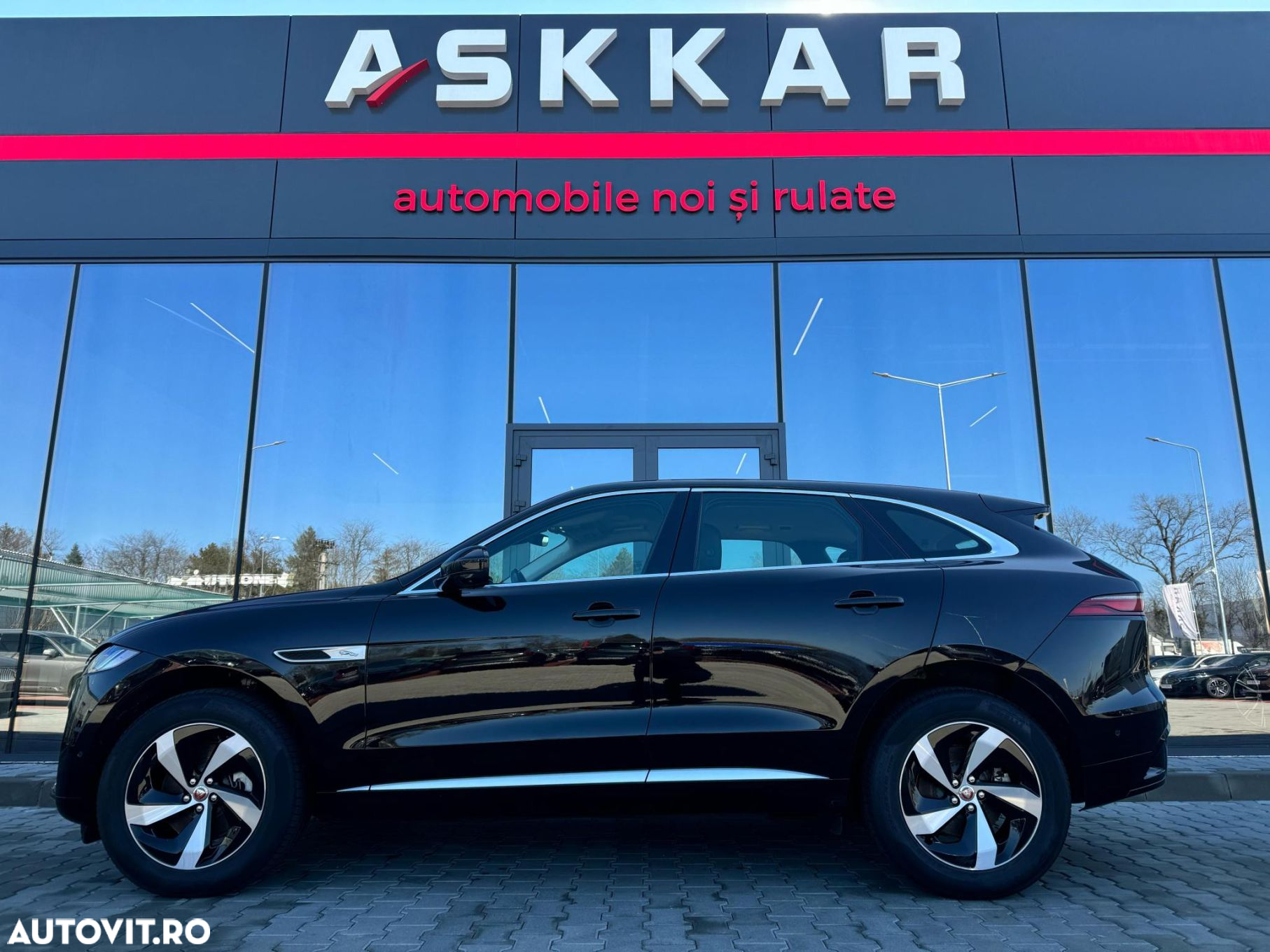Jaguar F-Pace 20d AWD Aut. Prestige - 8