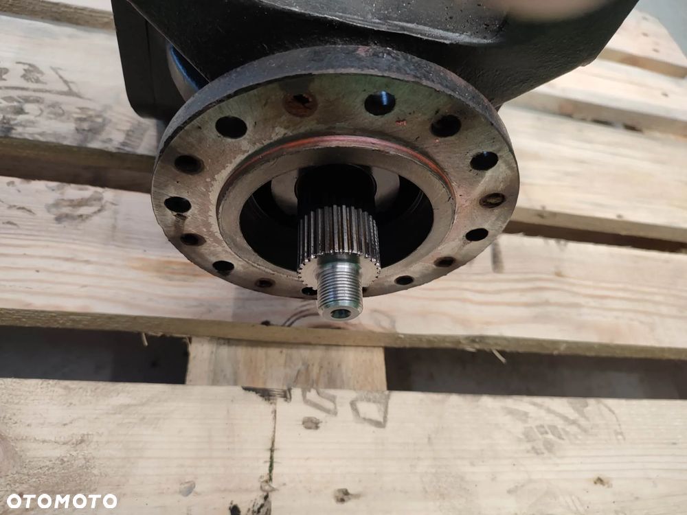 Atak mostu Manitou MRT 1432 (11x31)(Spicer F-ITA-782878) - 9