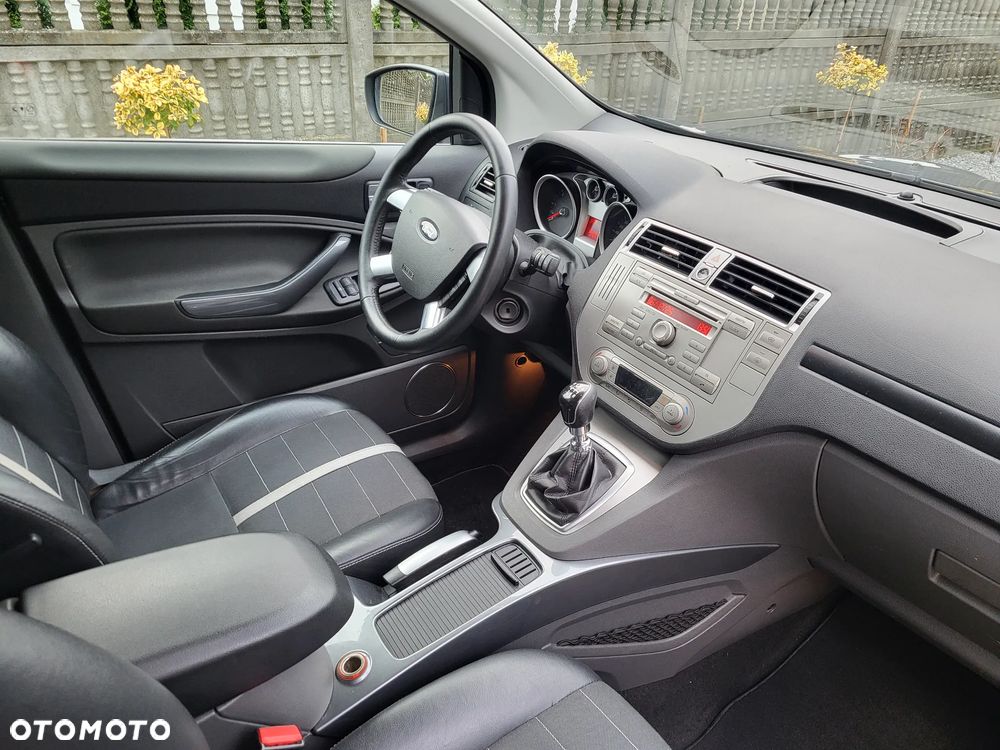 Ford Kuga 2.0 TDCi 2x4 Trend - 10