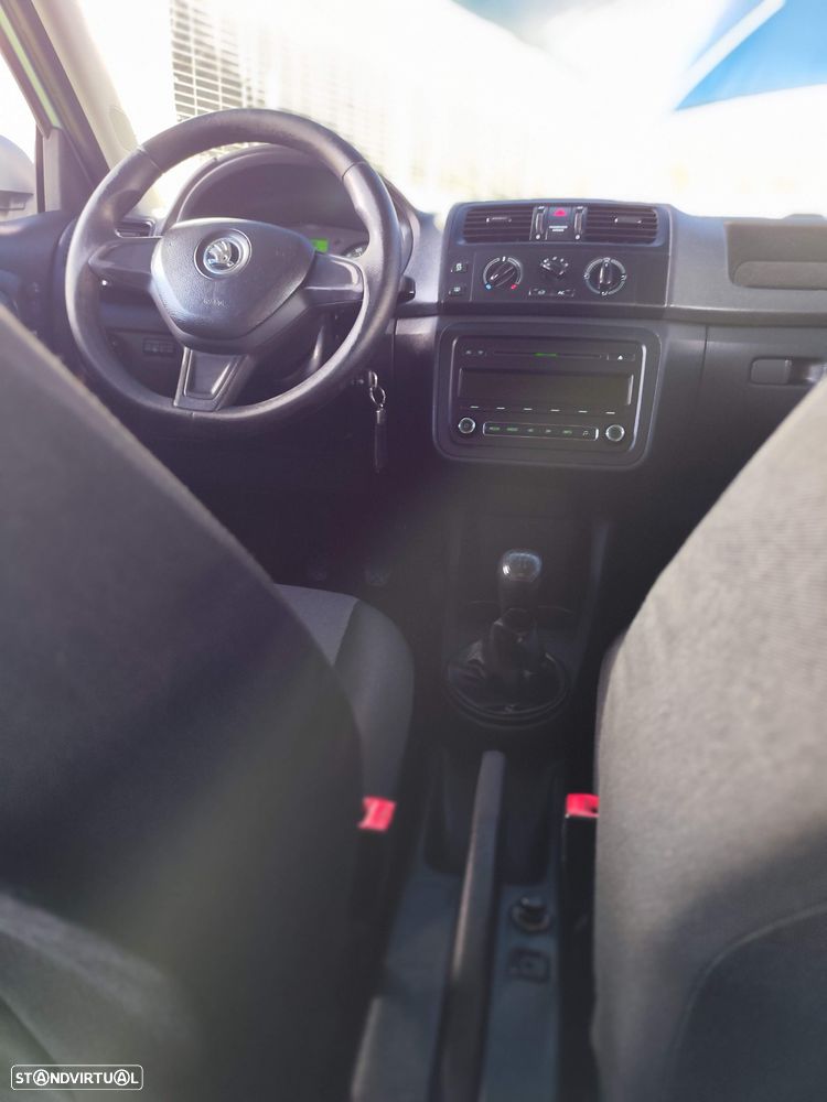 Skoda Fabia Break 1.2 TDi Active Plus - 25