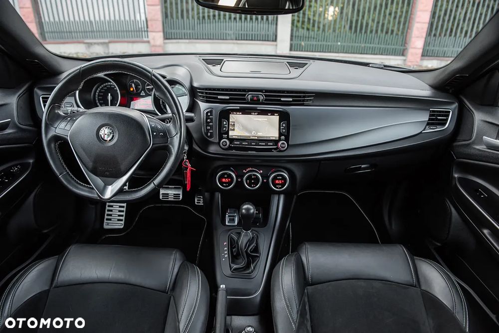 Alfa Romeo Giulietta 1.8 TBi 16V TCT Quadrifoglio Verde - 27