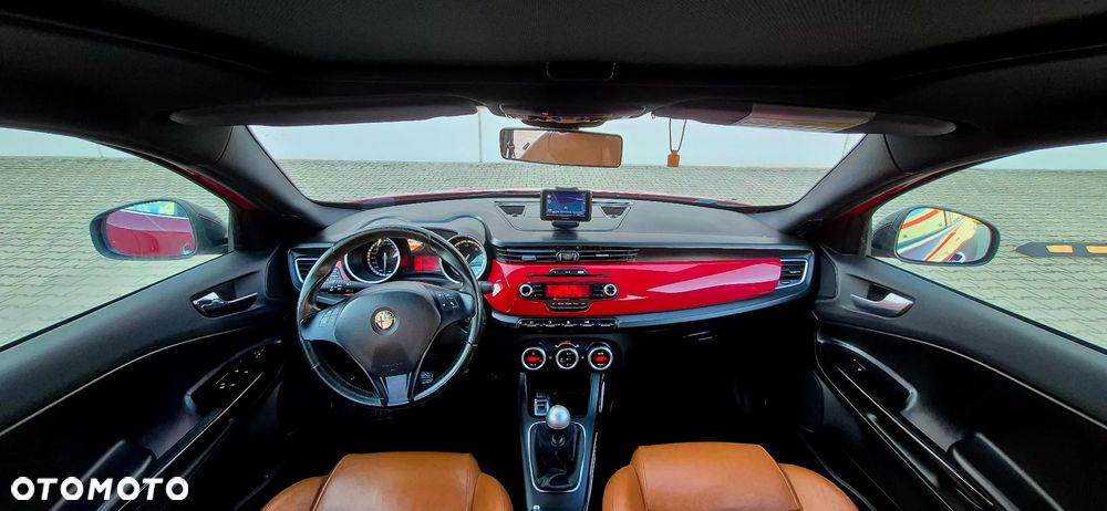 Alfa Romeo Giulietta 2012 photo 5