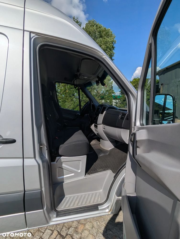 Mercedes-Benz Sprinter - 10