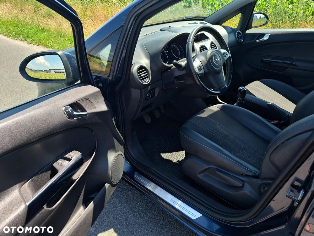 Opel Corsa 1.2 16V Enjoy - 9