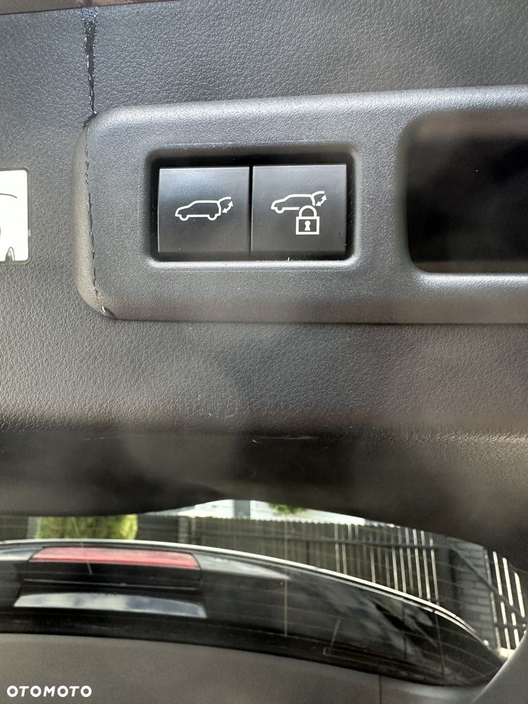 Lexus LBX 1.5 Hybrid Original Edition AWD - 8