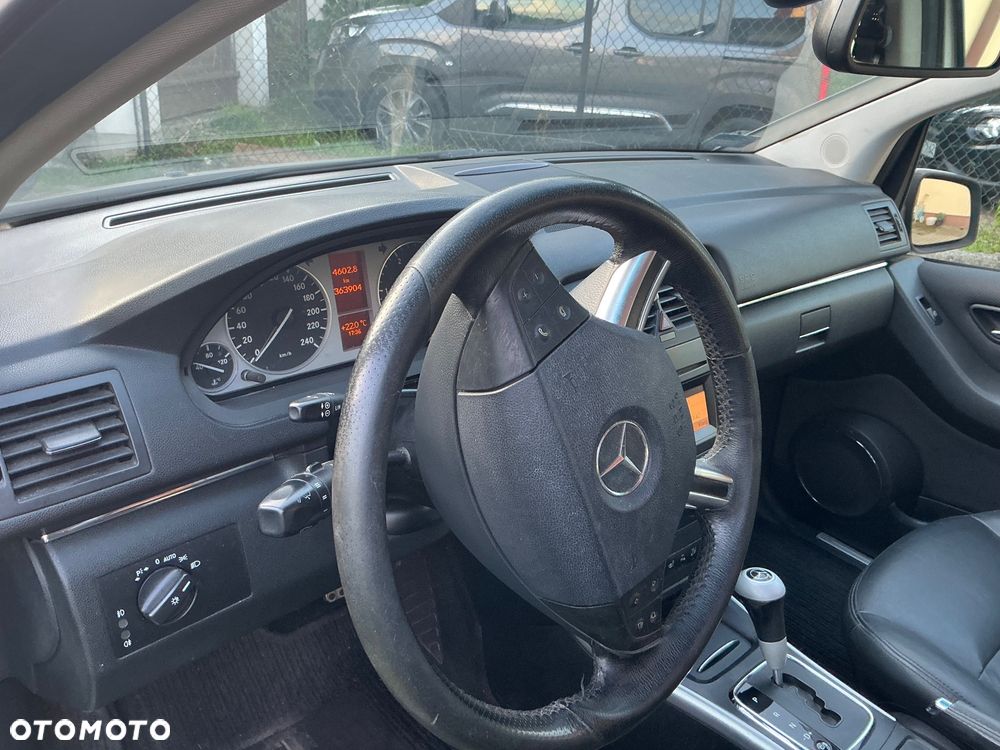 Mercedes-Benz Klasa B 180 CDI DPF Autotronic SPORT EDITION - 13