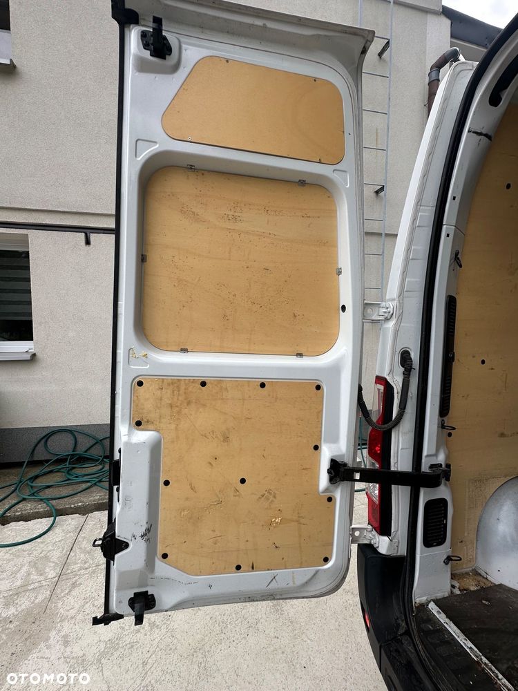 Renault Master - 25