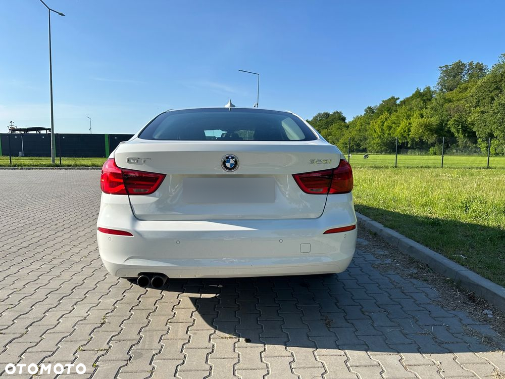 BMW 3GT 320i Advantage - 5