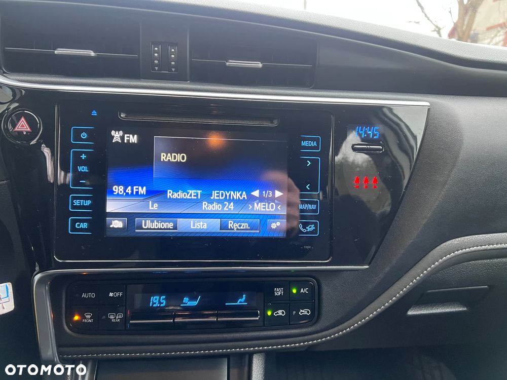 Toyota Auris 1.33 VVT-i Premium Comfort - 9