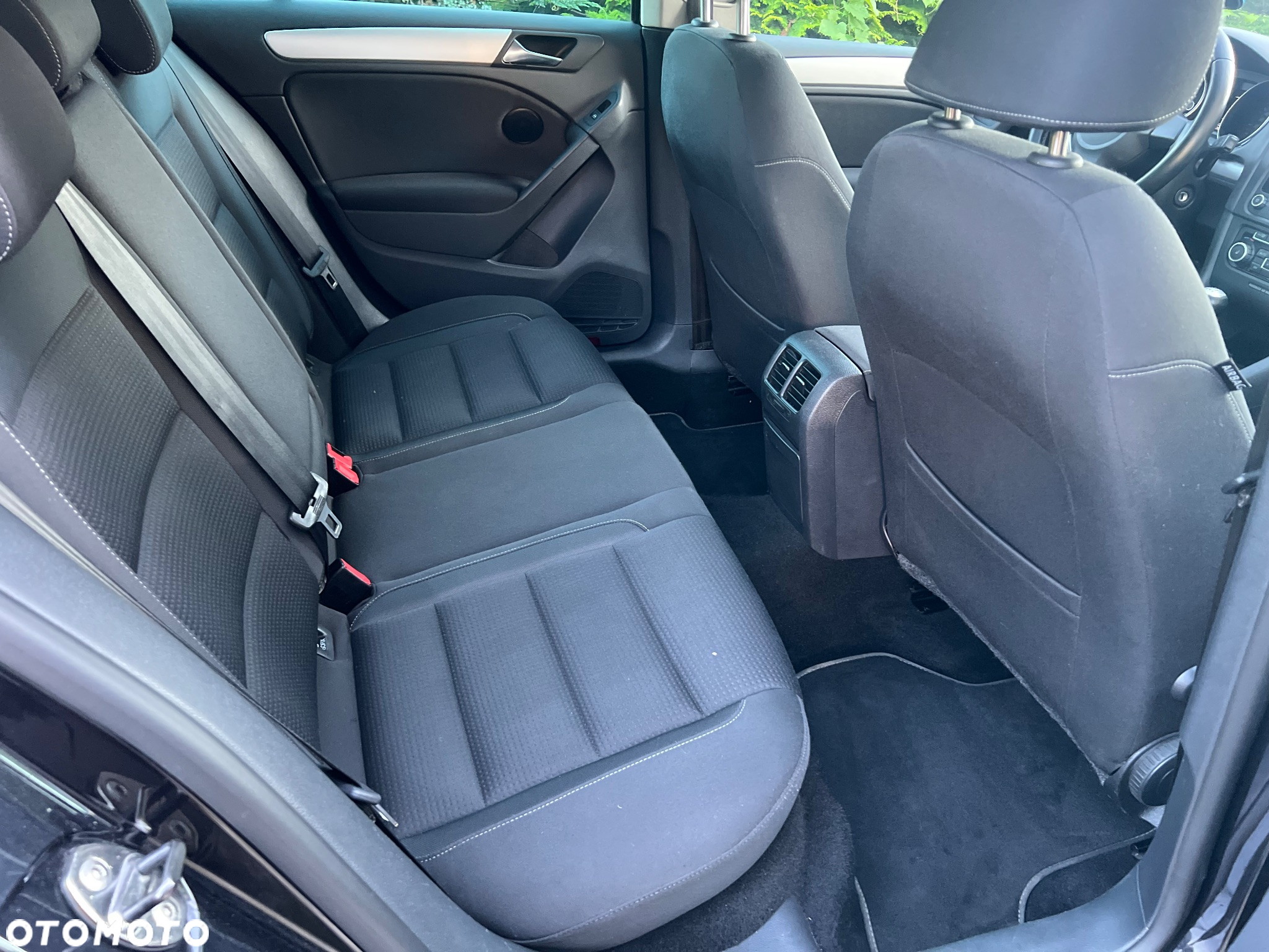 Volkswagen Golf 1.2 TSI BlueMotion Technology Team - 26