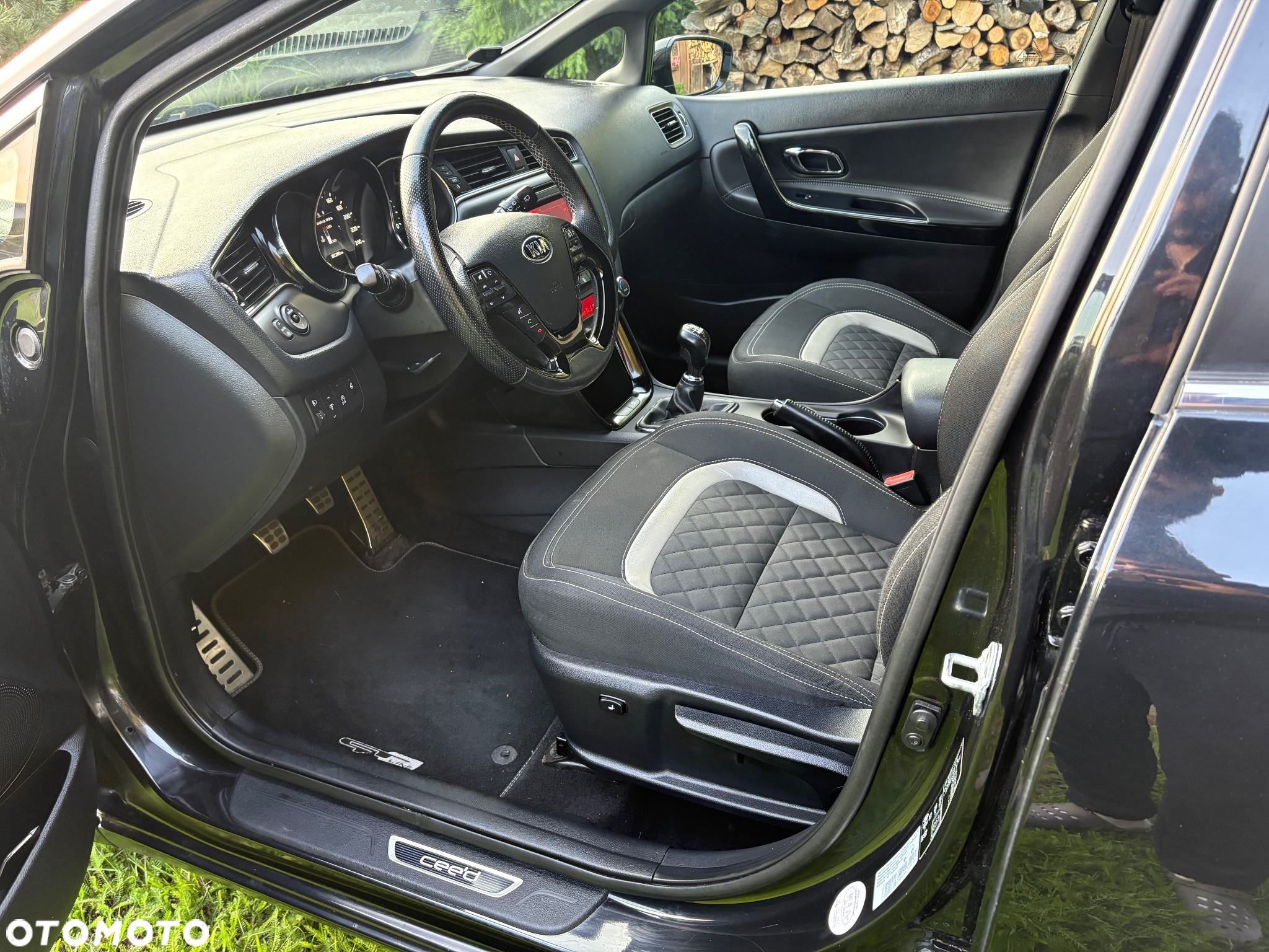 Kia Ceed 1.6 CRDi GT Line - 14