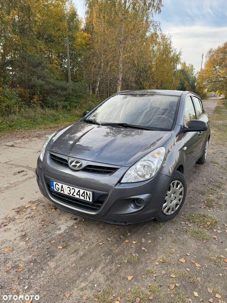 Hyundai I20 2011 photo 2