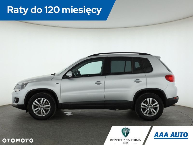 Volkswagen Tiguan - 4