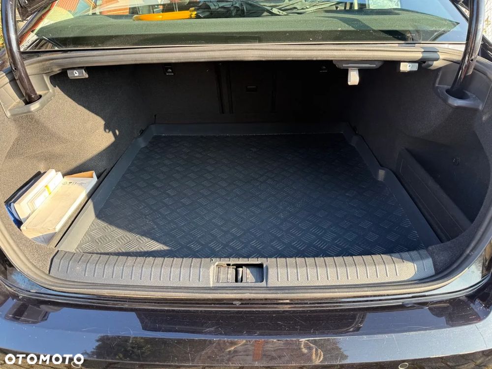 Volkswagen Passat 1.8 TSI BMT Comfortline - 9